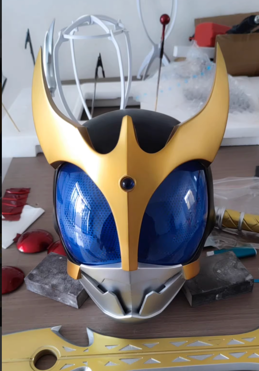 Kamen Rider Kuuga  Dragon Form Helmet Life Size Replica 仮面ライダークウガ