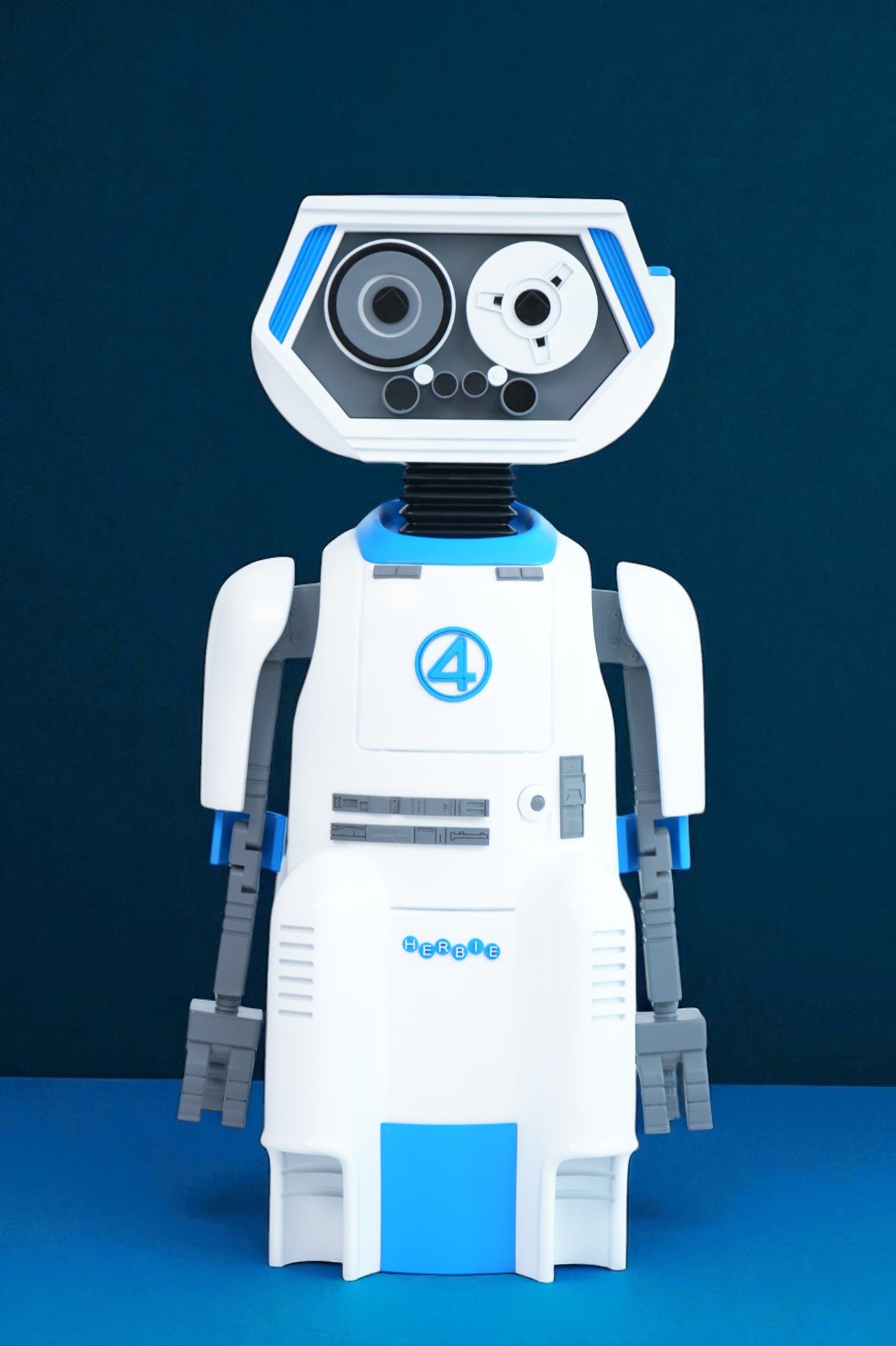 The Fantastic Four: First Steps (2025) H.E.R.B.I.E. Life Size Replica