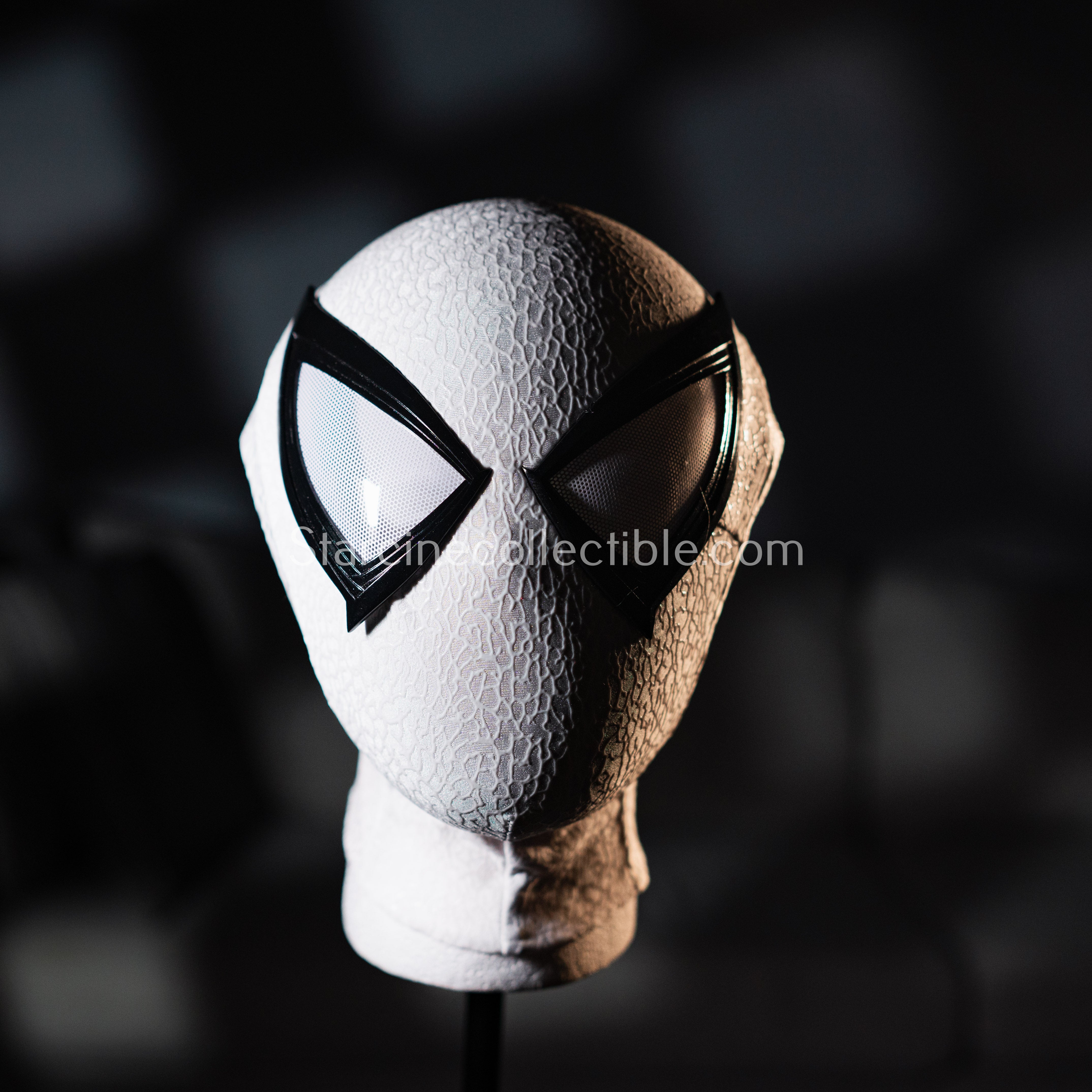 Marvel’s Spider-Man – Spider-Man Peter Parker (Anti-Venom Suit) Wearable Mask