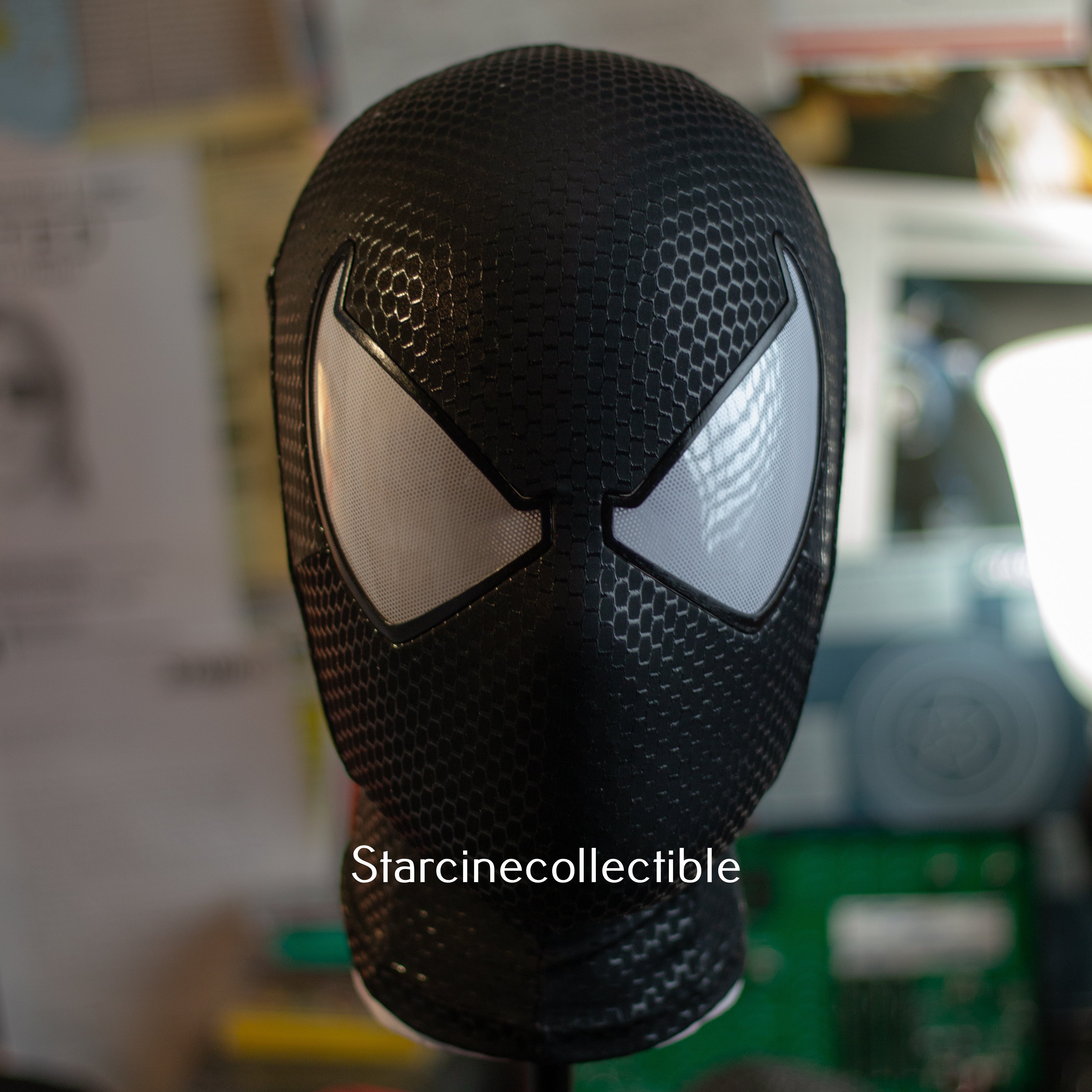 Scarlet Spider Wearable Mask From Marvel’s Spider-Man (Venomized ...