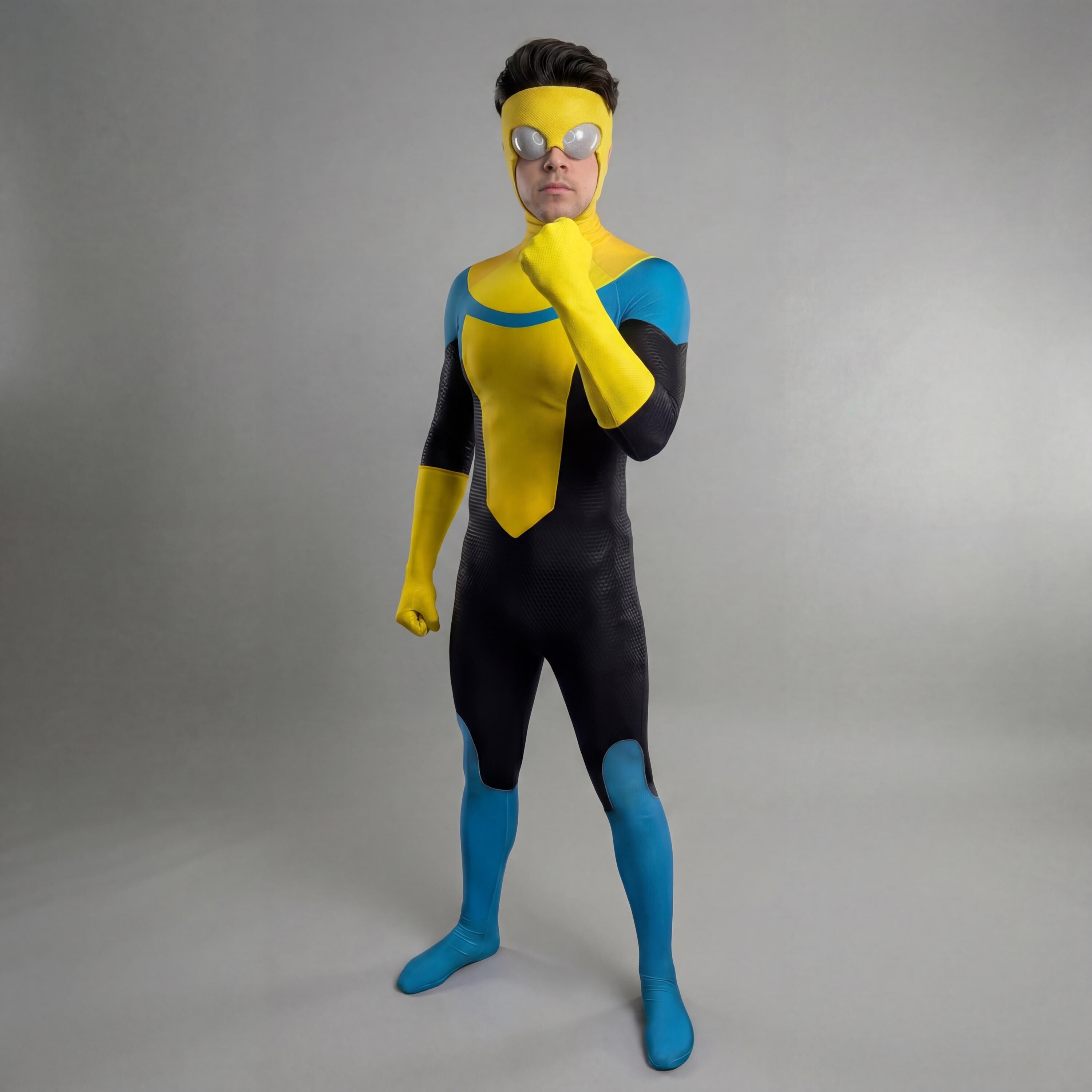 Invincible Cosplay – StarCine Collectible