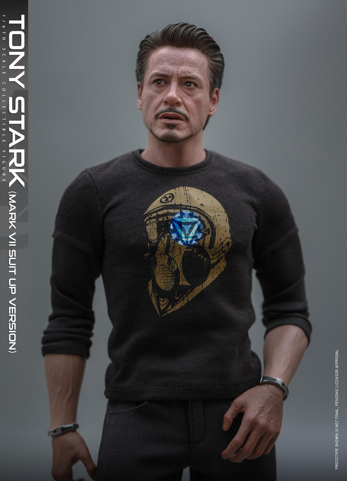 Hot Toys The Avengers–The Avengers Tony Stark Mark VII Suit up Version MMS718 1/6 Scale Figure