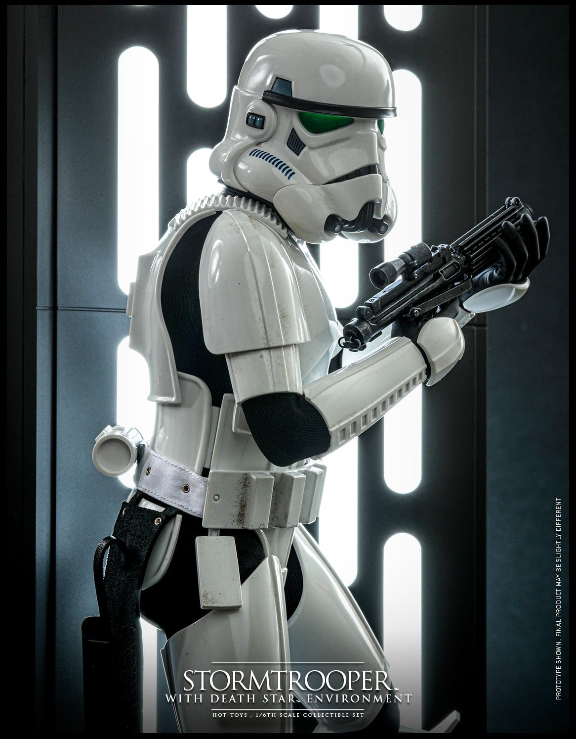 Hot Toys Star Wars–Star Wars Stormtrooper With Death Star MMS736 1/6 Scale Figure