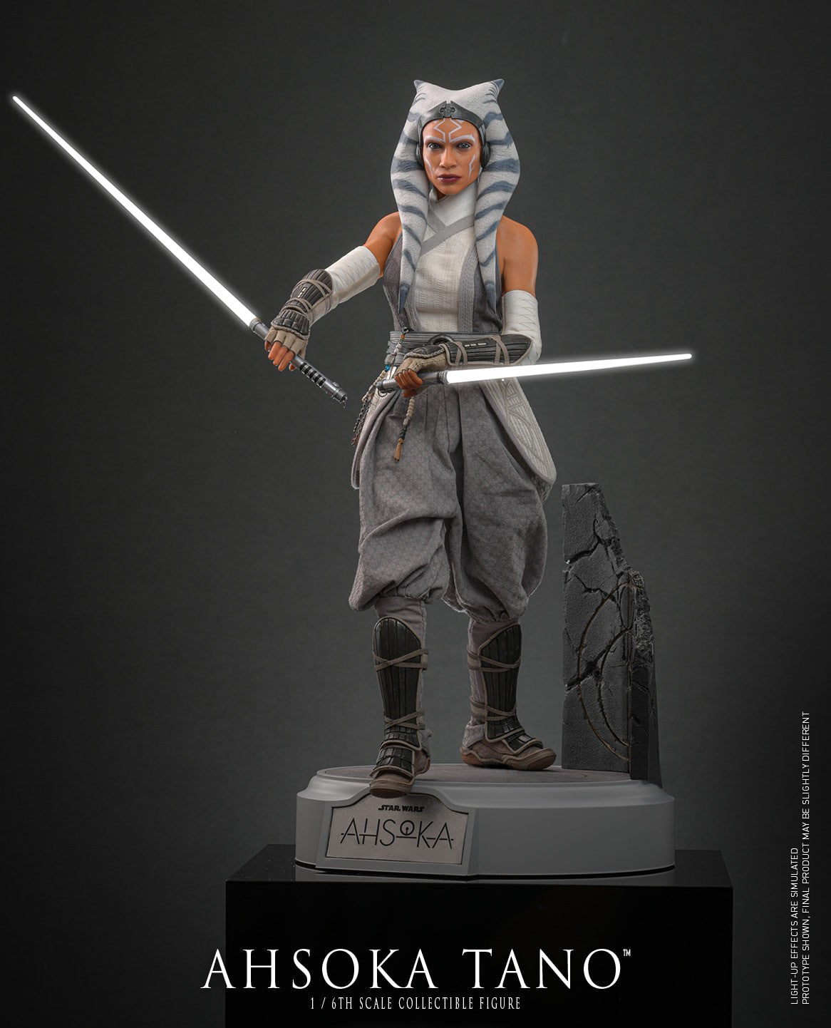 Hot Toys Star Wars– Star Wars Ahsoka Ahsoka Tano TMS118 1/6 Scale Figure